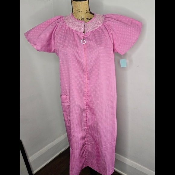 Deadstock Vintage 70s Pink Polka Dot Barbiecore Girly Night Gown House Dress - Picture 16 of 16